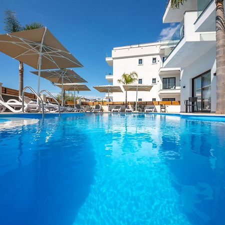 Absolute Hotel Ksamil Exterior photo